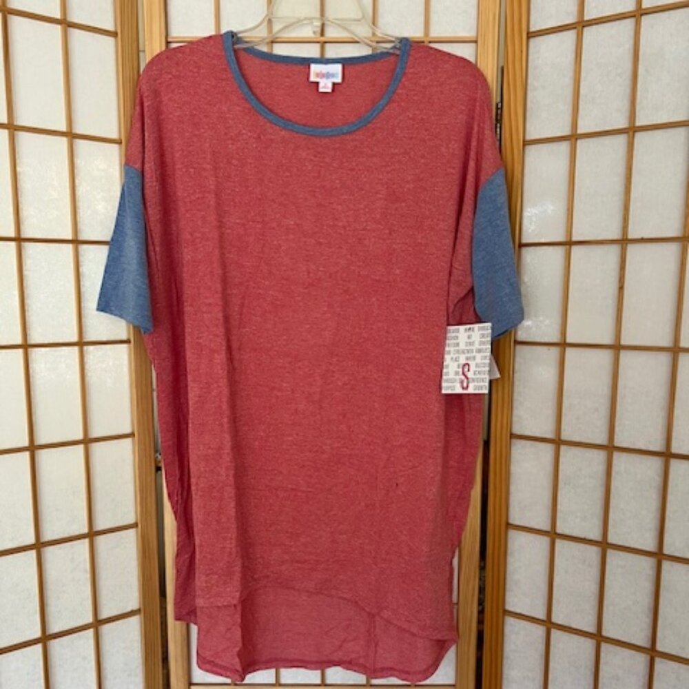 LuLaRoe Shirt. Irma. Salmon Pink and Gray